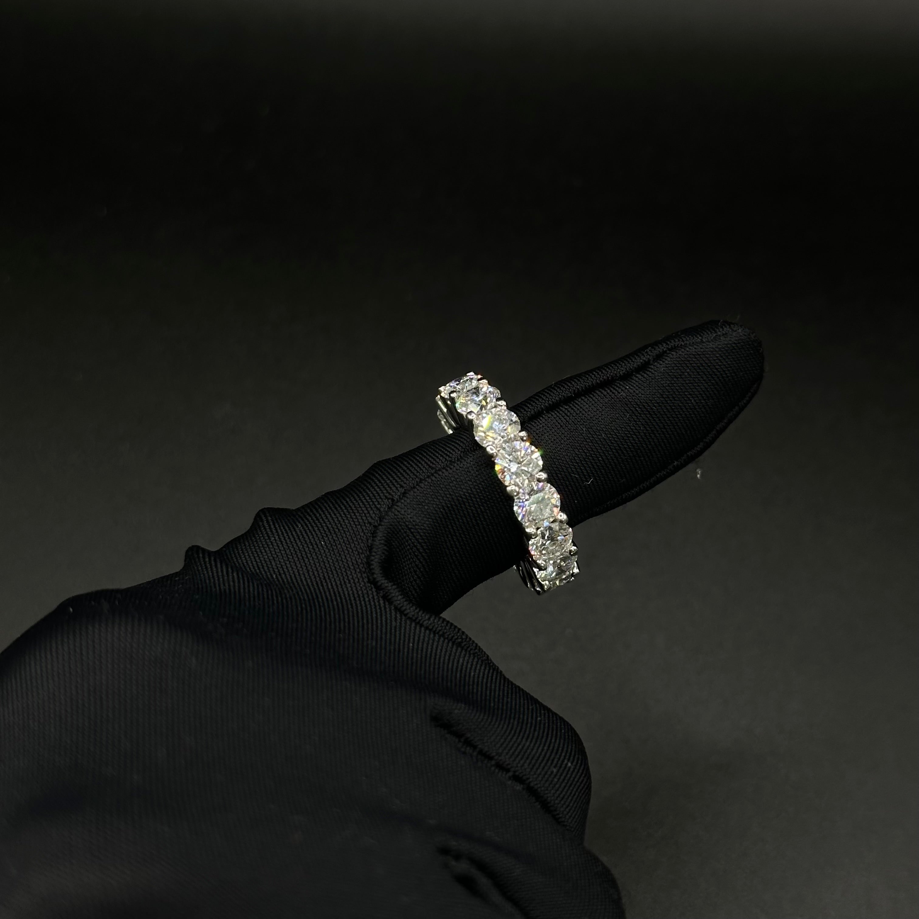 5.19ct Round Brilliant Diamond Eternity Band