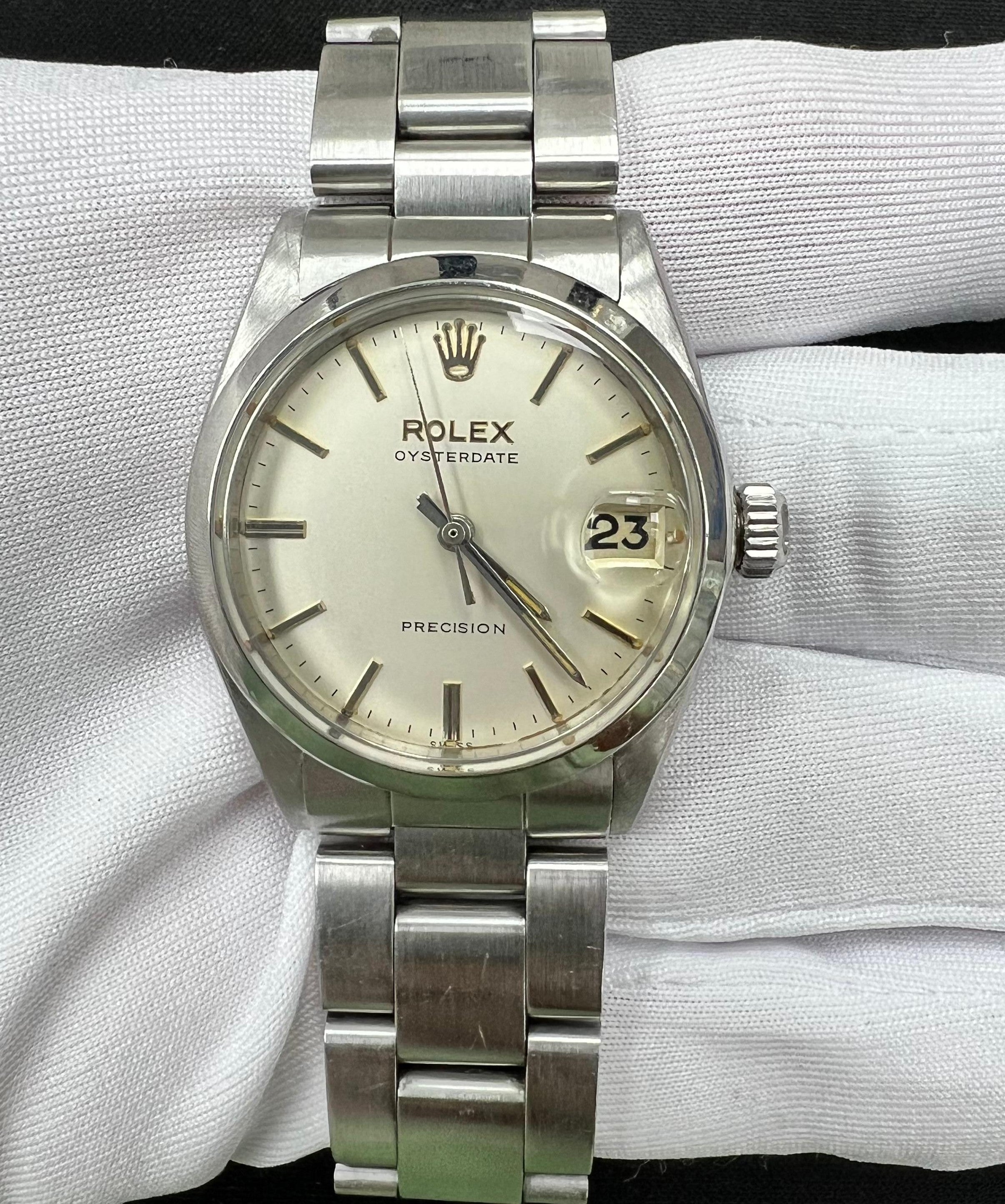 Rolex Oysterdate 31mm Stainless Steel Silver Dial Ref. 6466