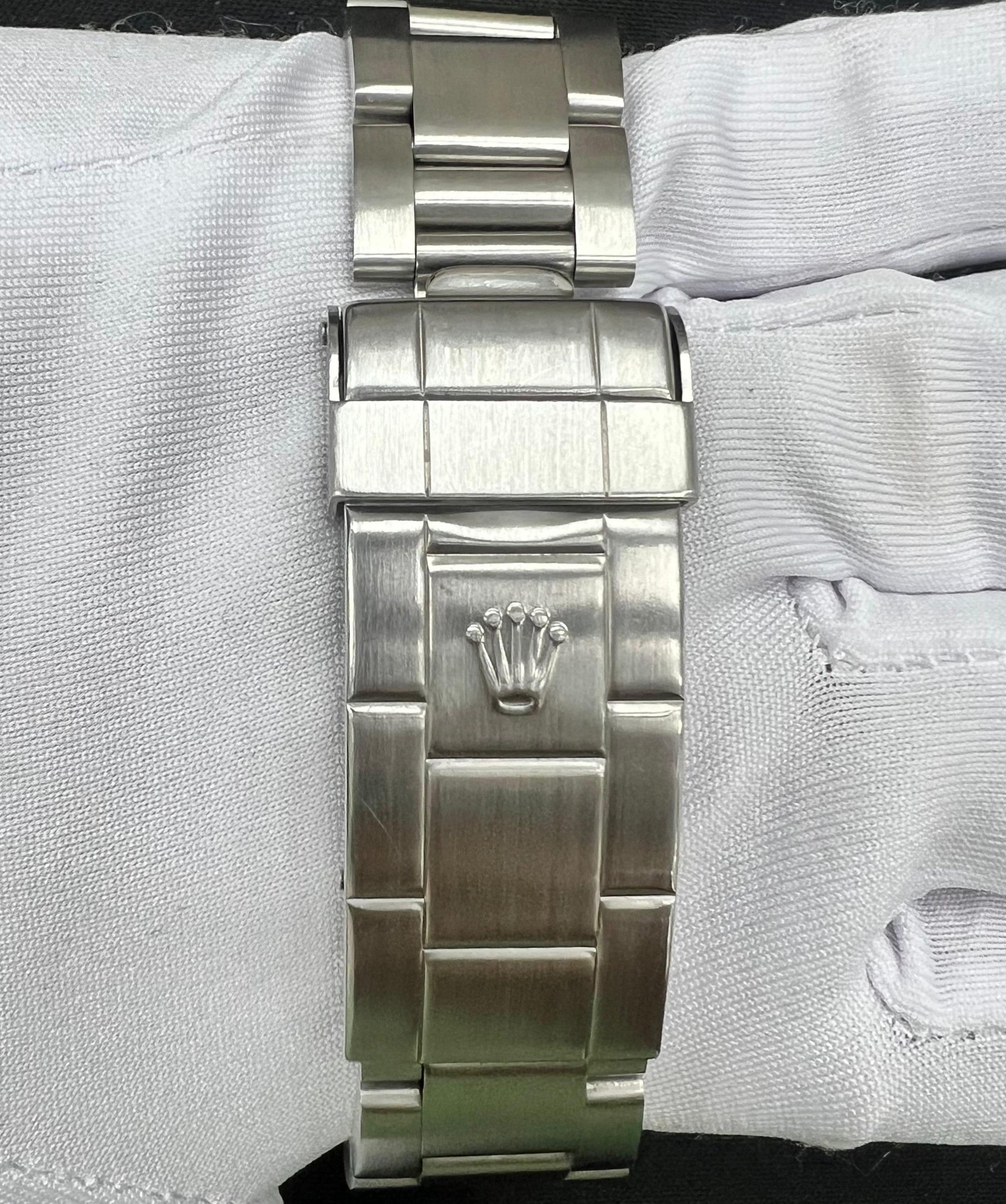 Rolex Submariner Date 40mm Stainless Steel Black Dial Ref. 16800
