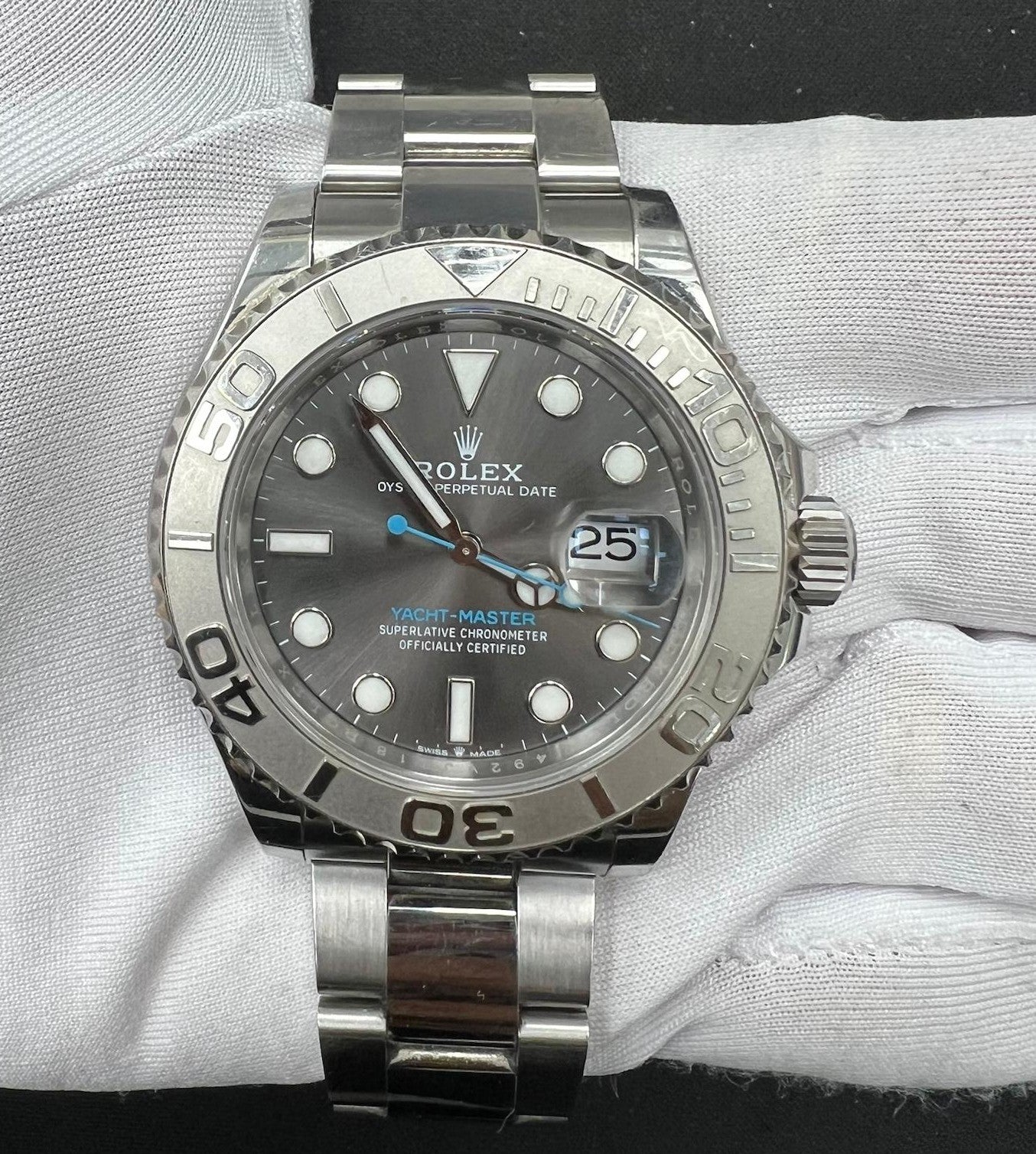Rolex Yachtmaster 40mm Stainless Steel Rhodium Dial Ref. 126622