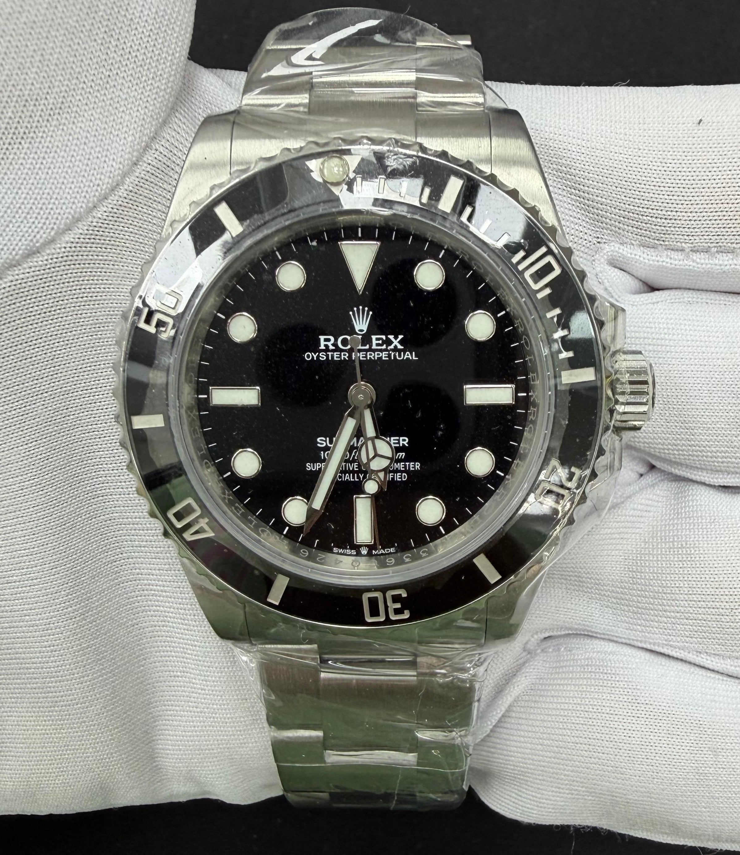 Rolex Submariner No Date 41mm Stainless Steel Black Dial Ref. 124060