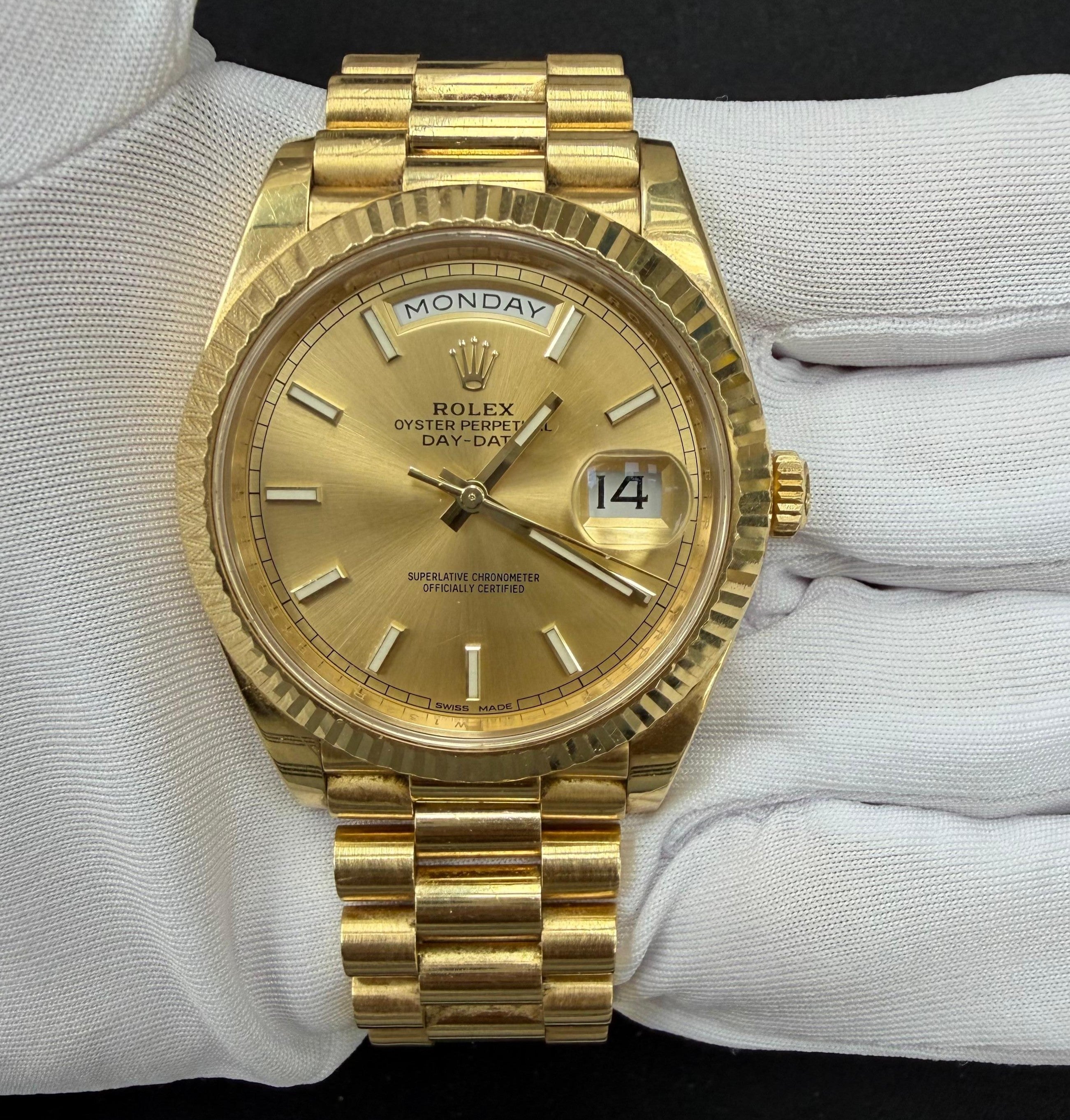 Rolex Day-Date 40mm 18K Yellow Gold Champagne Dial Ref. 228238