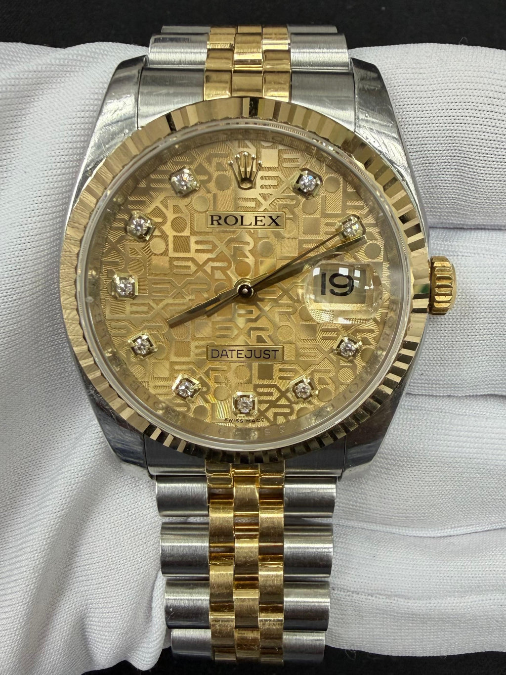 Rolex Datejust 36mm Two-Tone 18K Yellow Gold & Steel Champagne Diamond Dial Ref. 116233