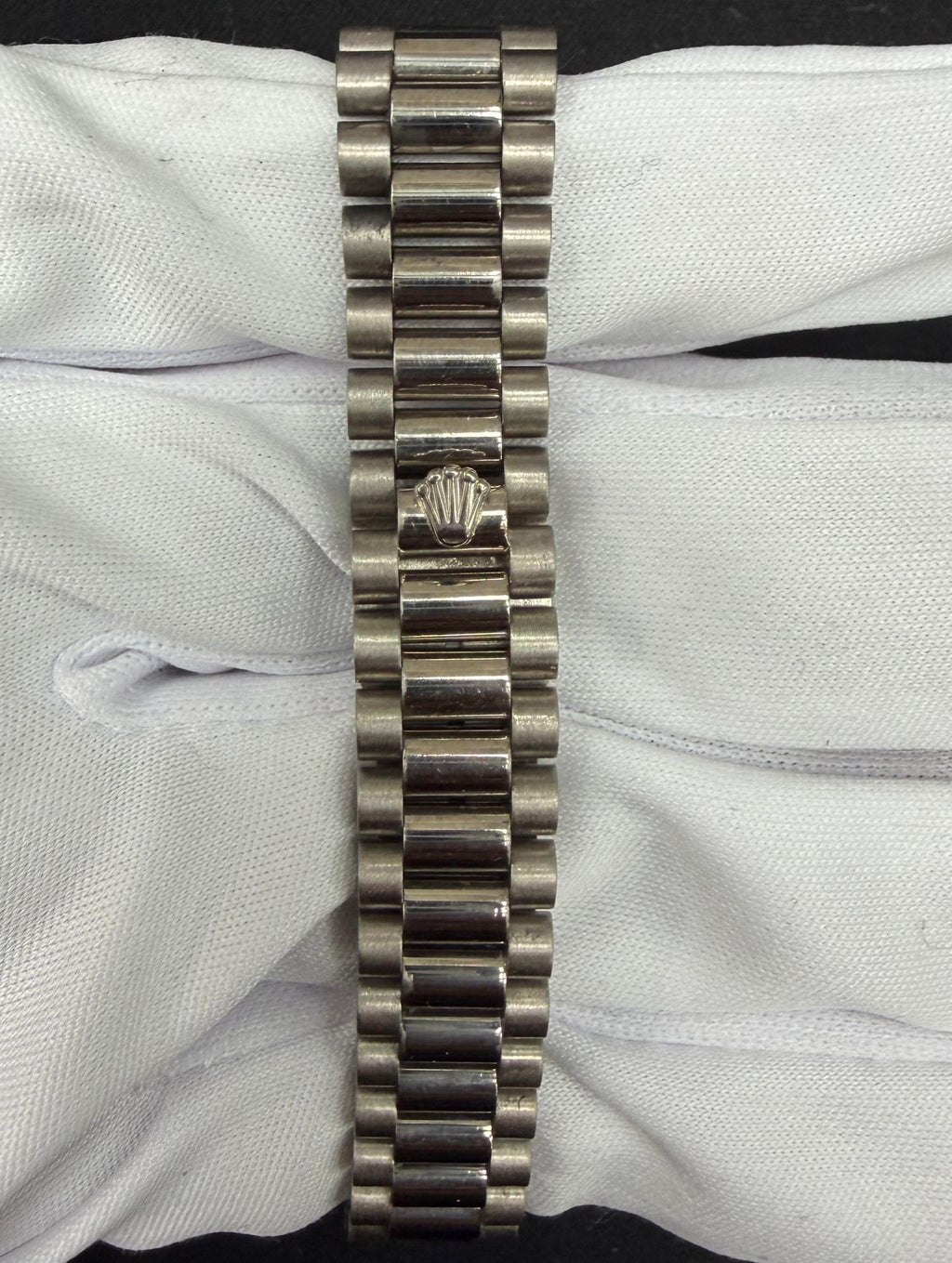 Rolex Datejust 28mm 18K White Gold White Dial