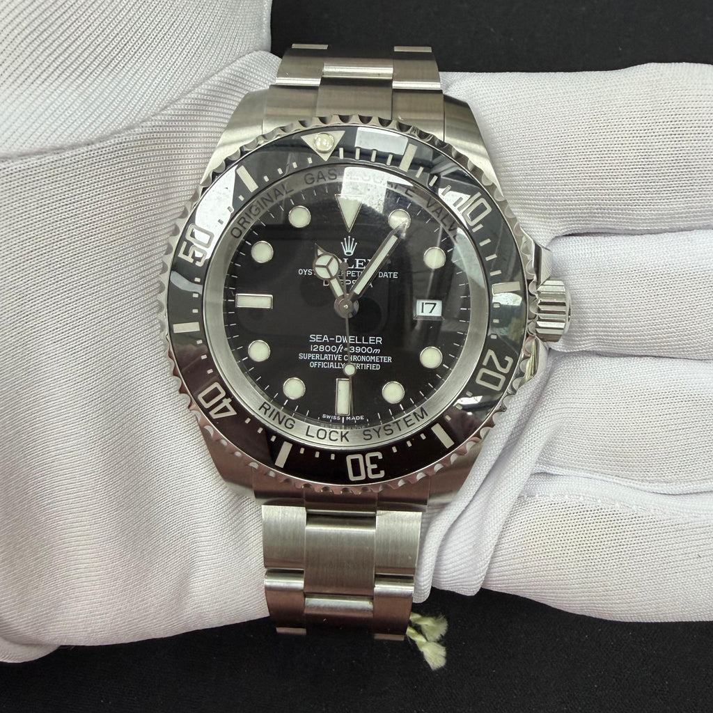 Rolex Sea Dweller 44mm Stainless Steel Black Dial Ref. 116660