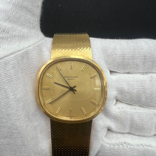 Patek Philippe Golden Ellipse 33mm 18K Yellow Gold Champagne Dial Ref. 3586/1