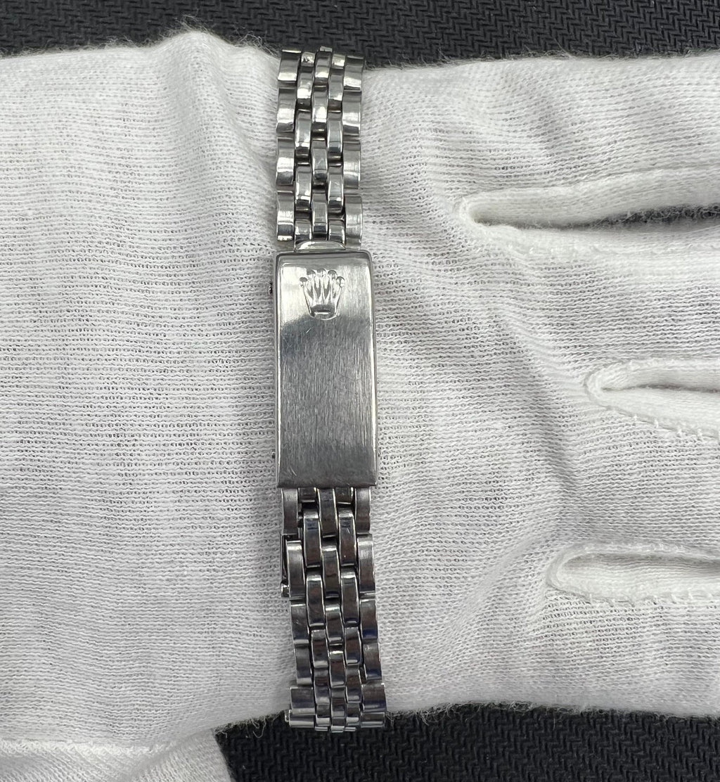Rolex Oyster Perpetual Date 26mm Stainless Steel Silver Dial Ref. 6917SV