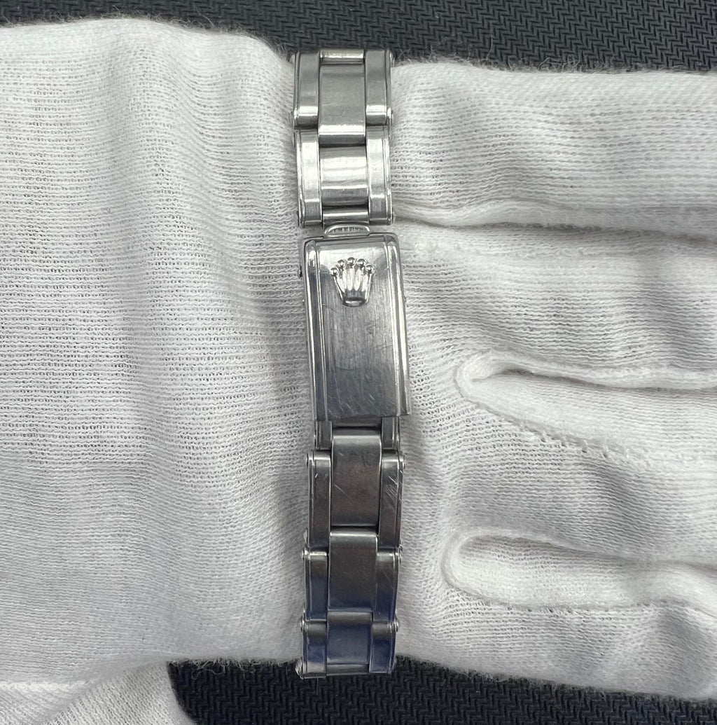 Rolex Oyster Perpetual Date 26mm Stainless Steel Silver Dial Ref. 6517SV