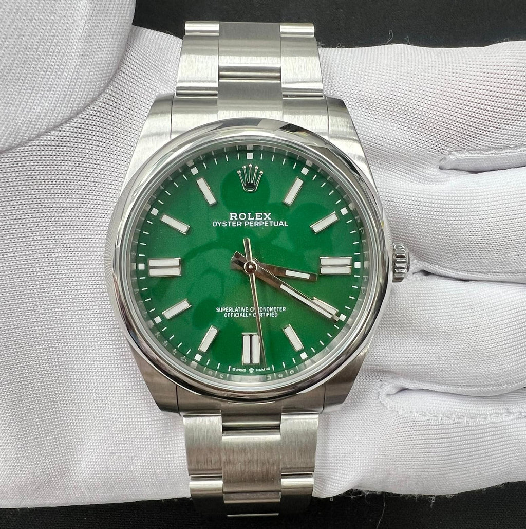 Rolex Oyster Perpetual 41mm Stainless Steel Green Dial Ref. 124300