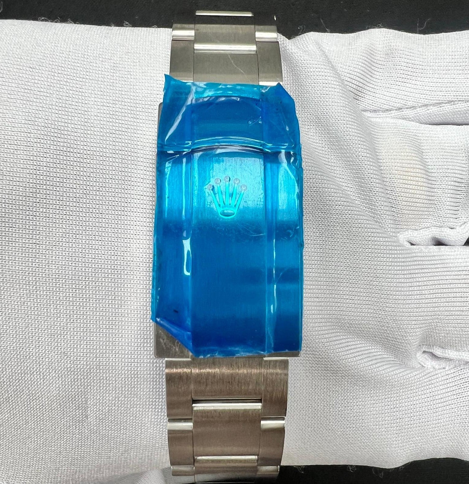 Rolex Oyster Perpetual 41mm Stainless Steel Green Dial Ref. 124300