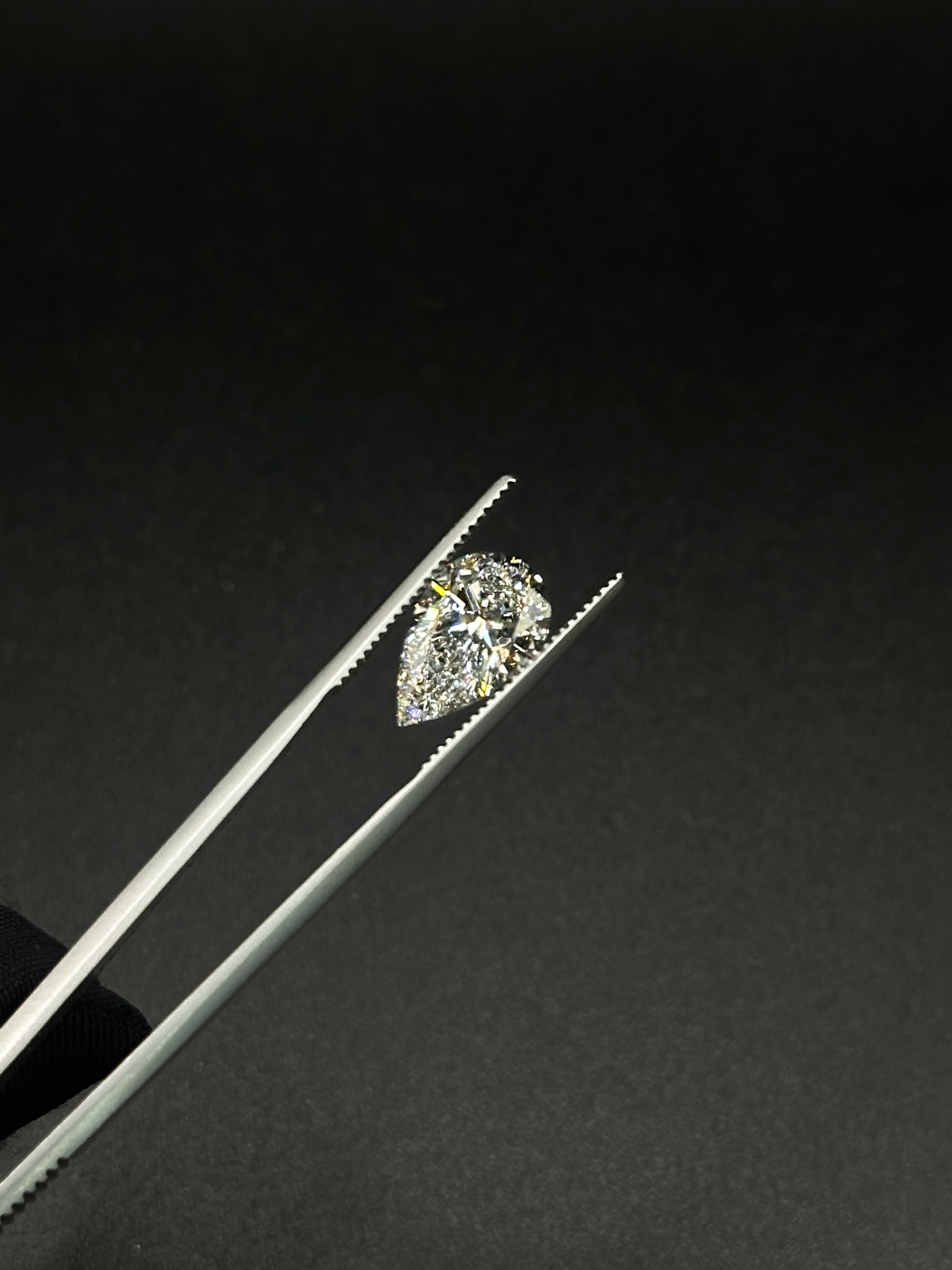 2.70 Ct Pear Shape Diamond