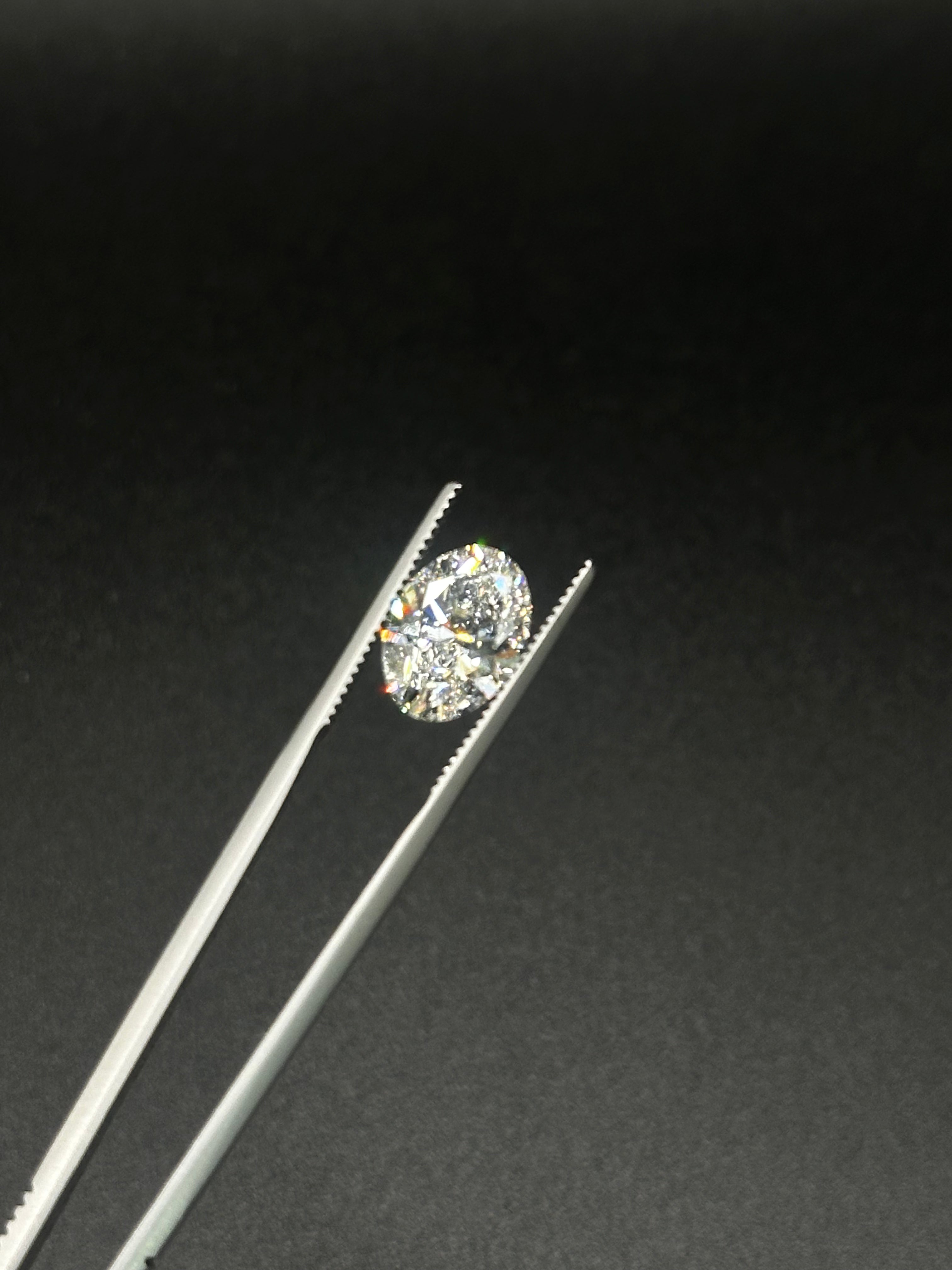 2.88 Ct Oval Shape Diamond