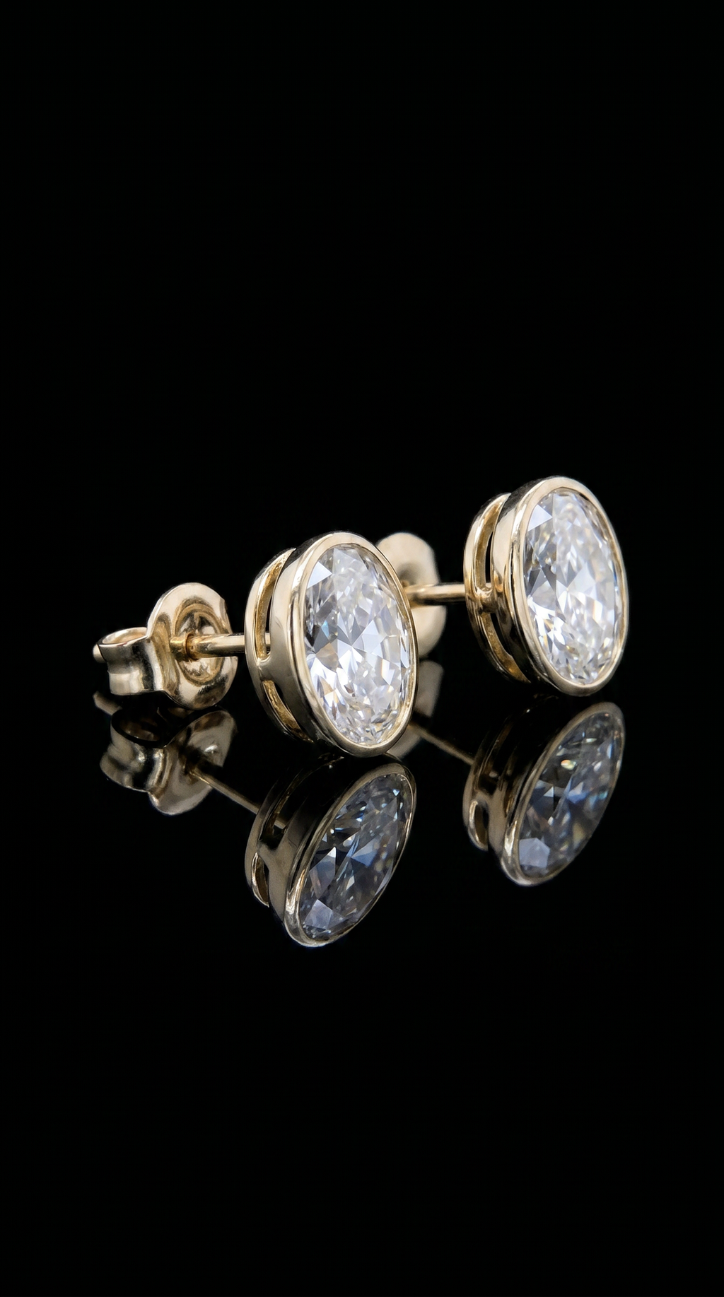 14K Oval Bezel Studs