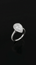 18K Pear Ring