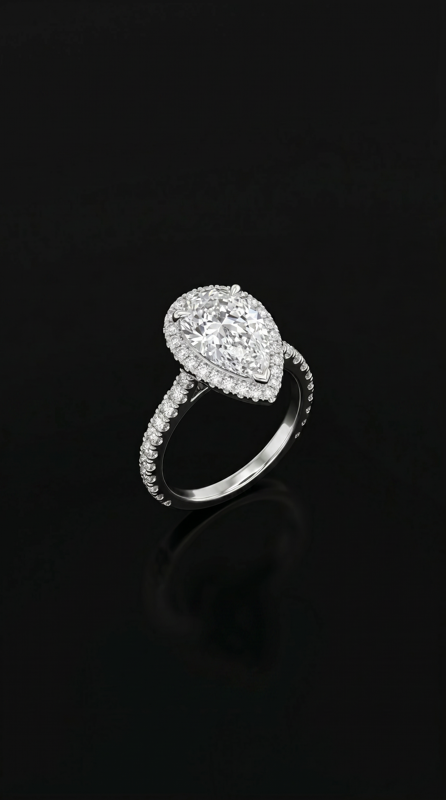 18K Pear Ring
