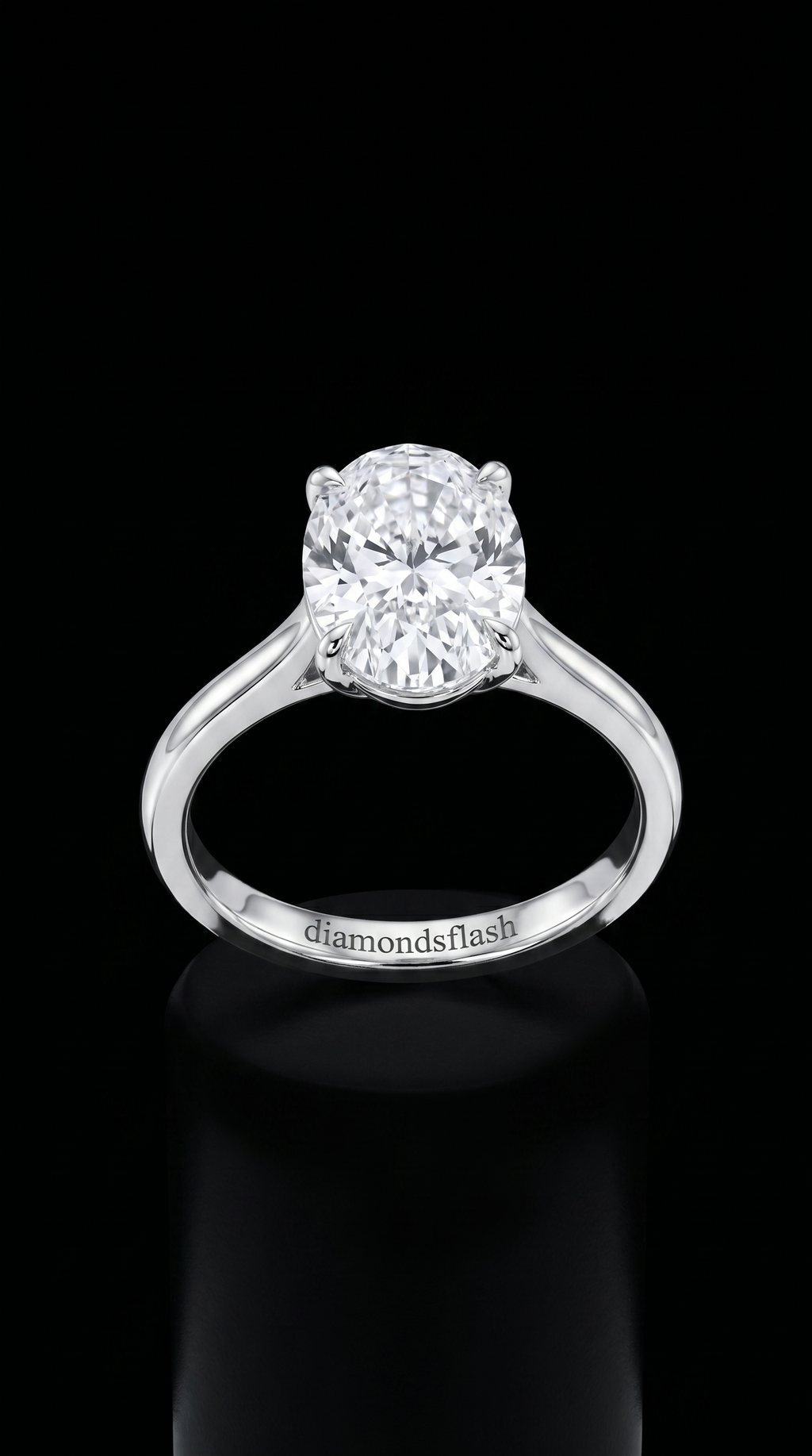 14K White Gold Oval Ring