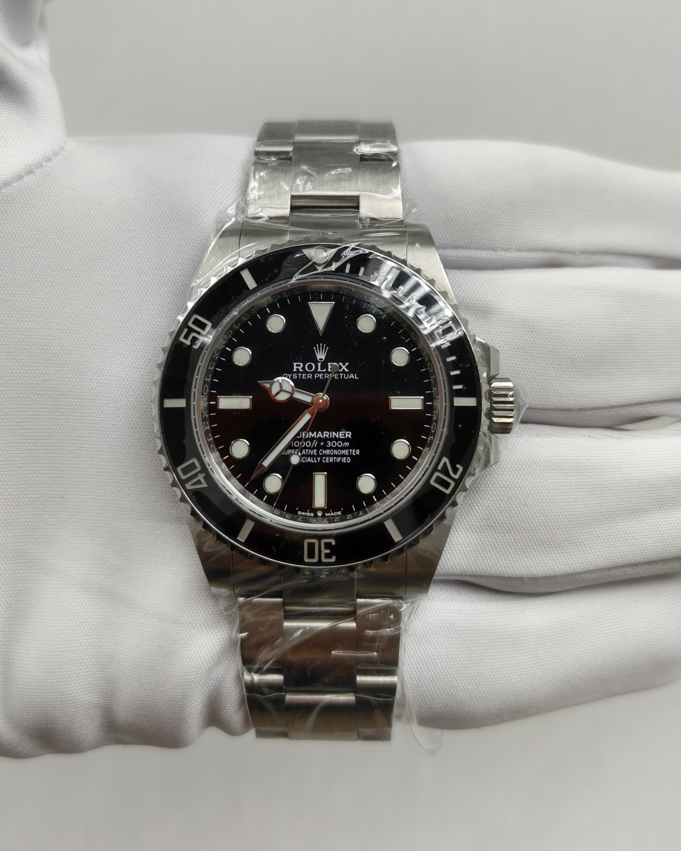 Rolex Submariner No Date 41mm Stainless Steel Black Dial Ref. 124060