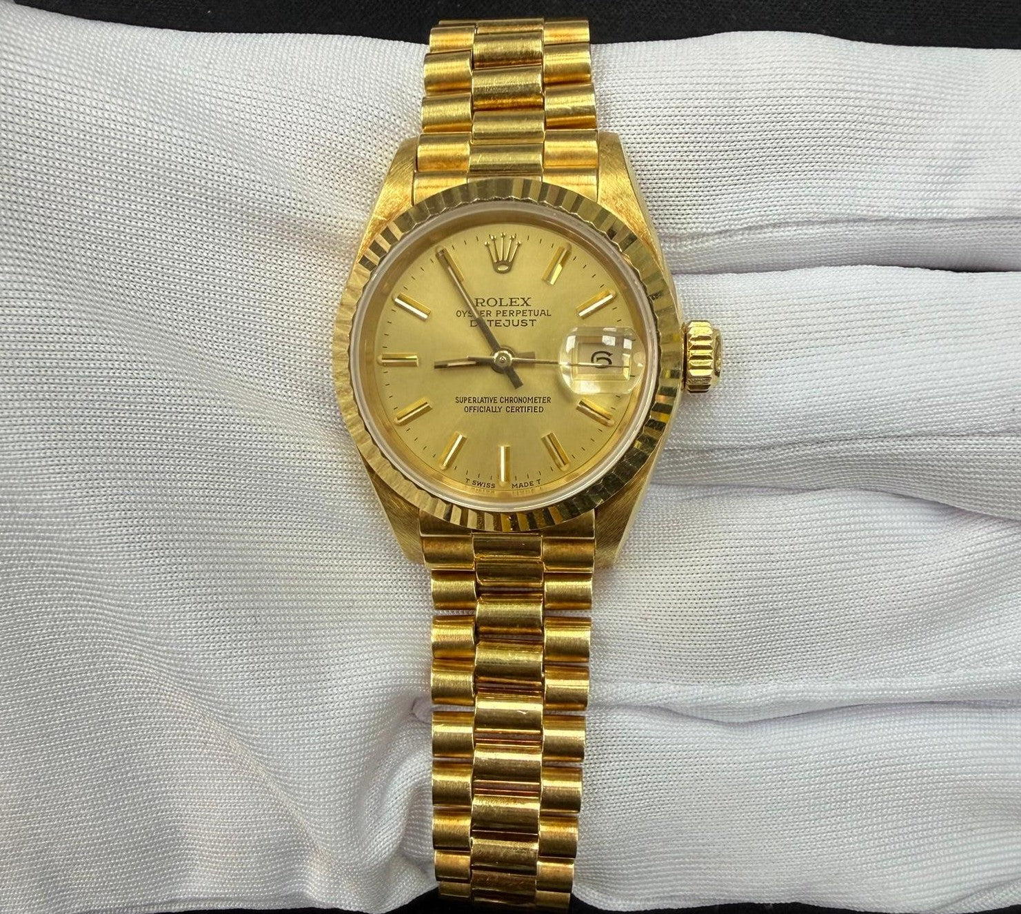 Rolex Lady Date Just 26mm 18K Yellow Gold Champagne Dial Ref. 69178