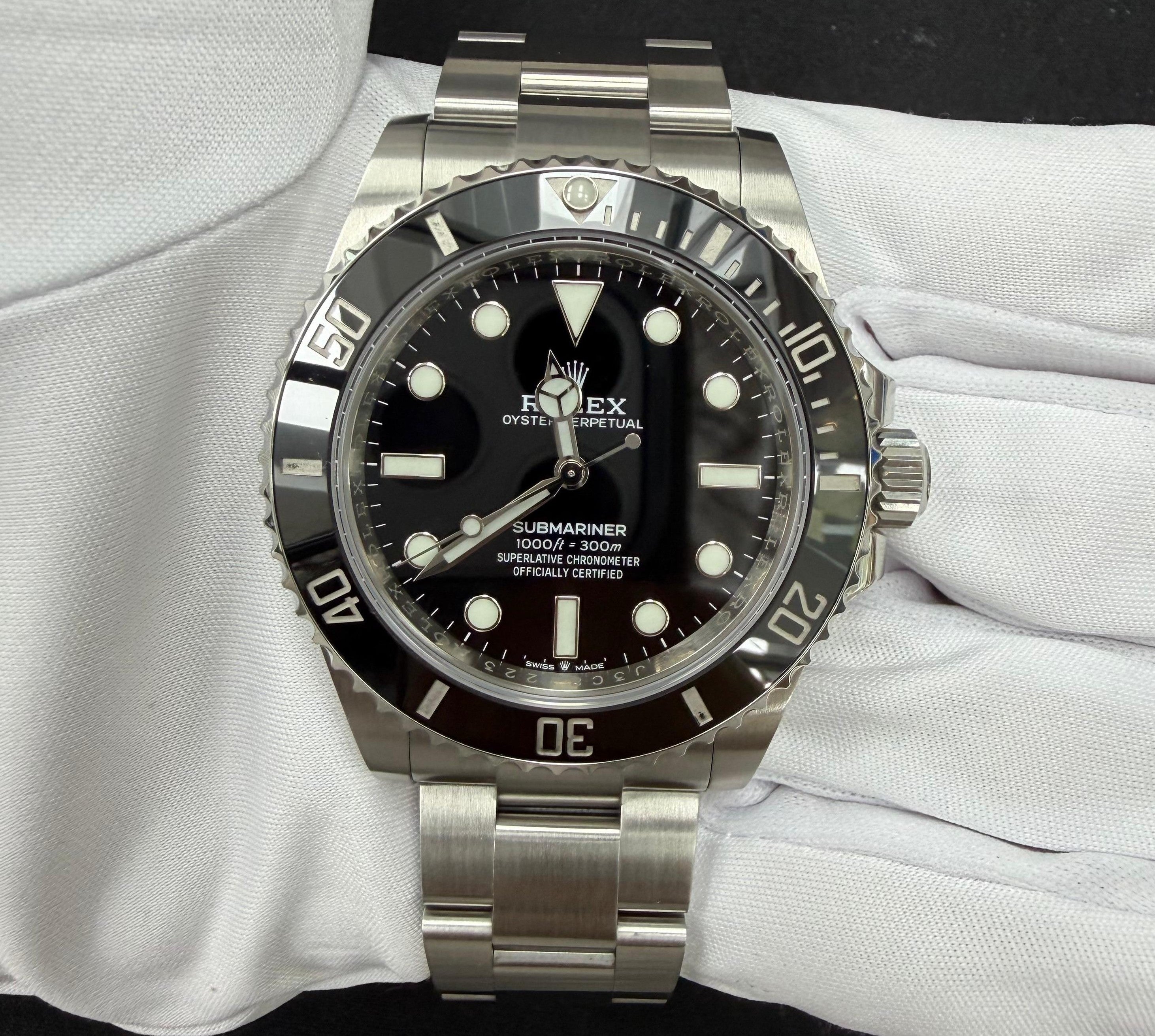 Rolex Submariner No Date 41mm Stainless Steel Black Dial Ref. 124060