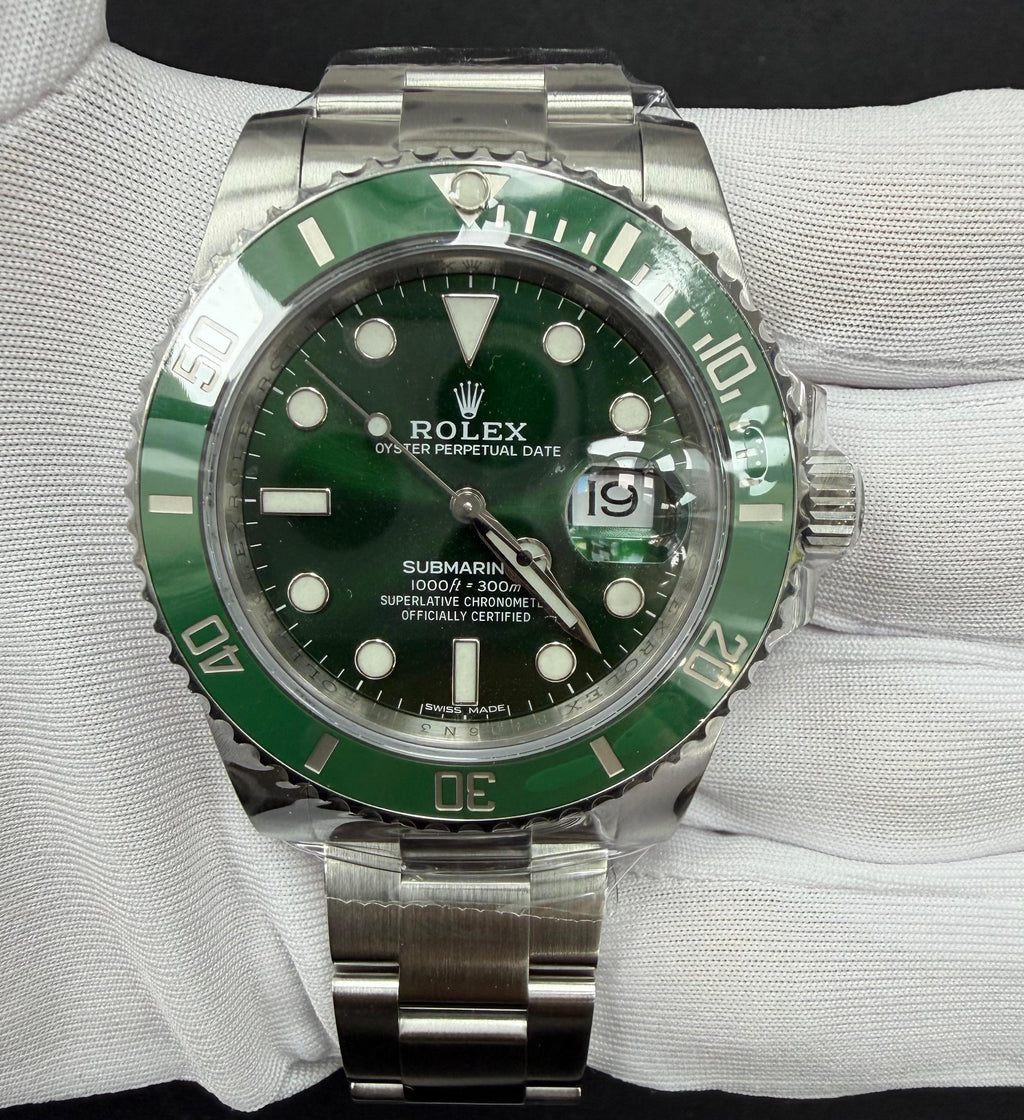 Rolex Submariner Date 40mm Stainless Steel Green Dial Ref. 116610LV