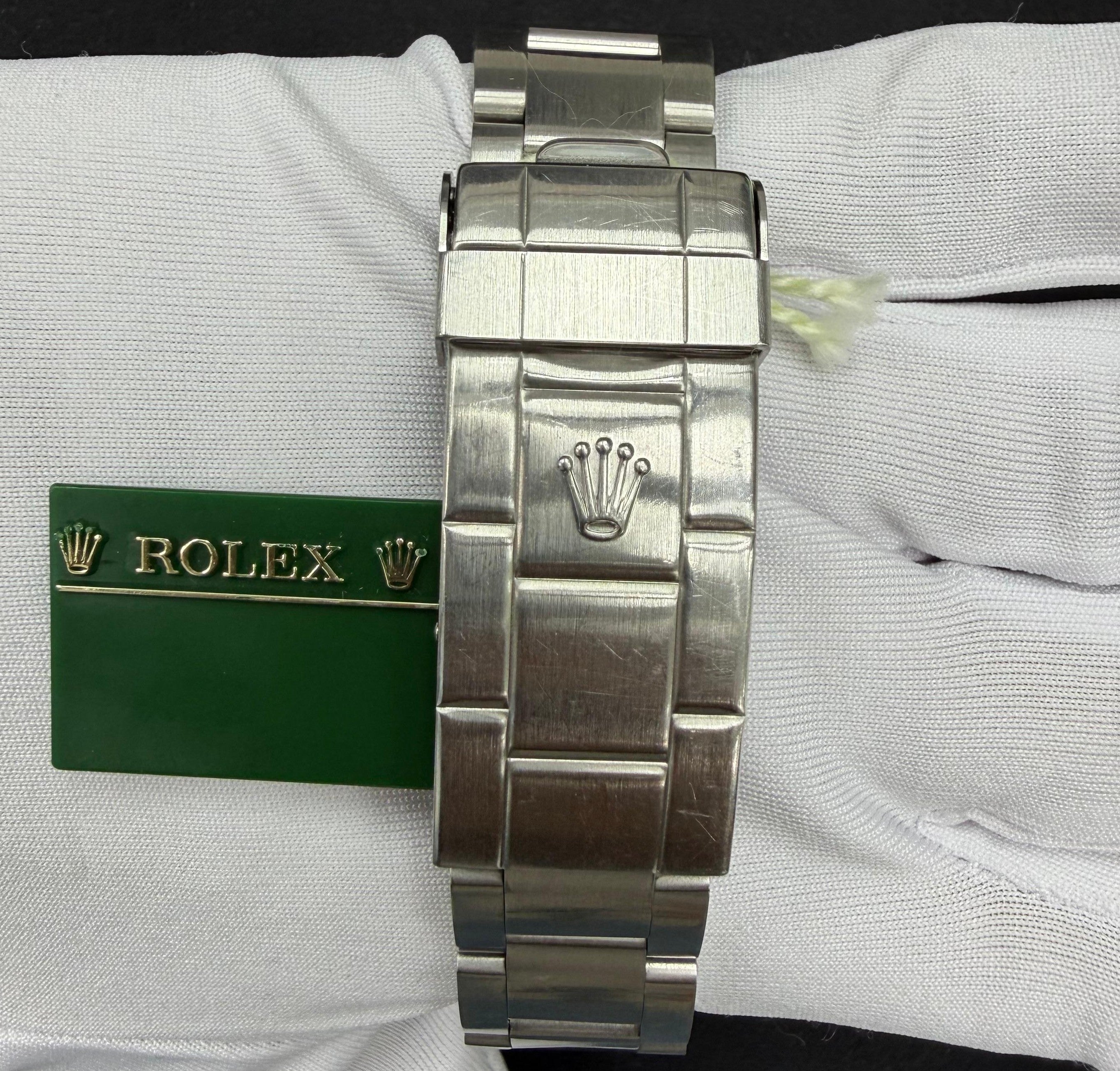 Rolex Submariner Date 40mm Stainless Steel Black Dial Ref. 16610