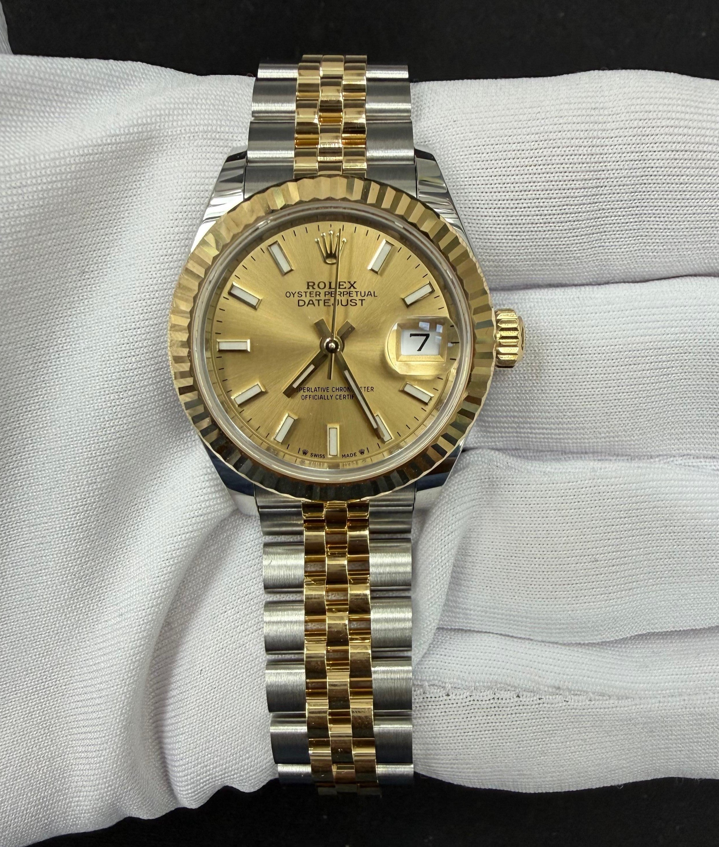 Rolex Lady Date Just 28mm Two-Tone 18K Yellow Gold & Steel Champagne Dial Ref. 279173