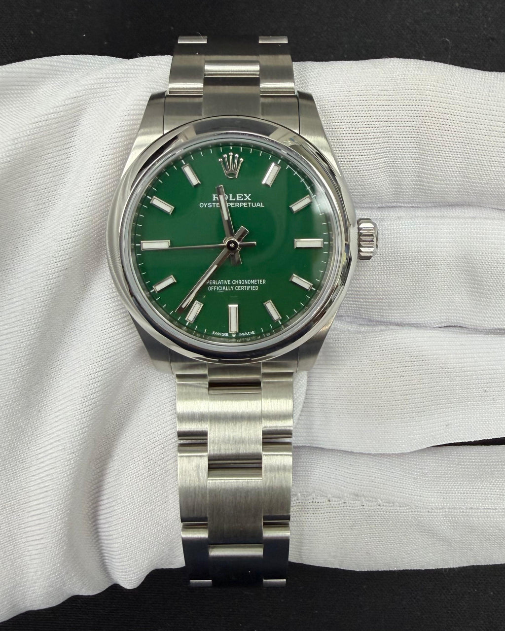 Rolex Oyster Perpetual 31mm Stainless Steel Green Dial Ref. 277200