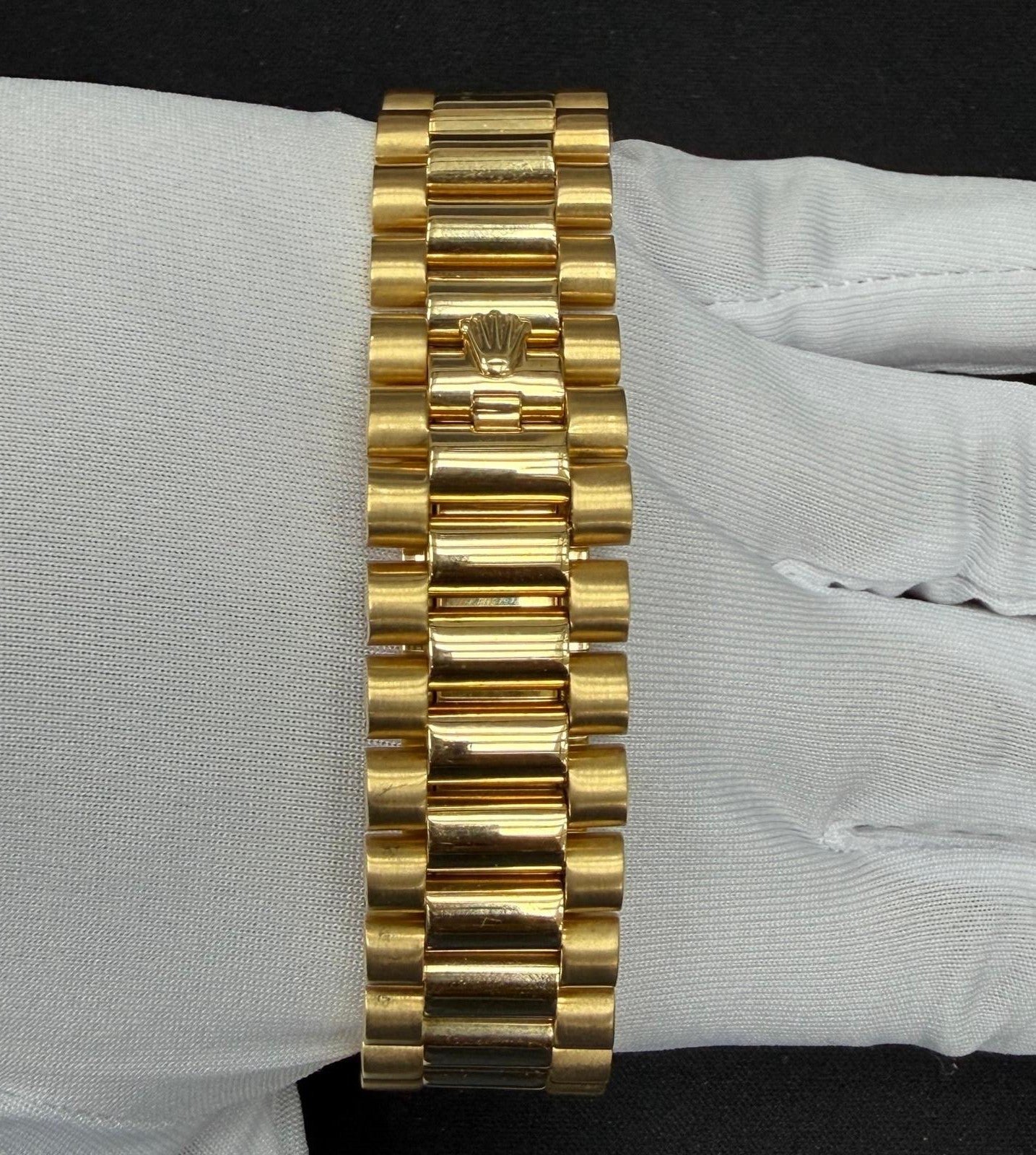Rolex Day-Date 40mm 18K Yellow Gold Black Baguette Diamond Dial Ref. 228238RBR