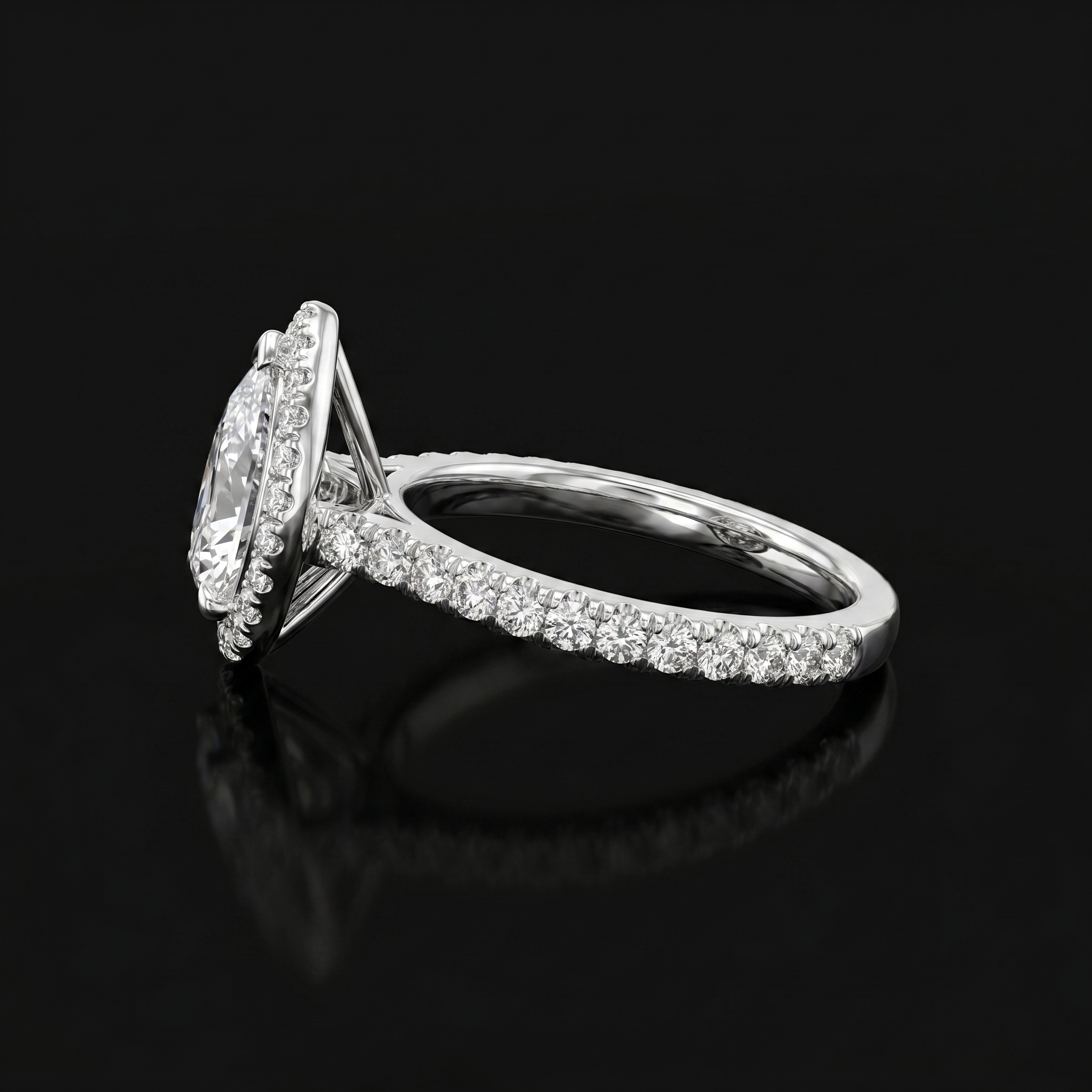 18K Pear Ring