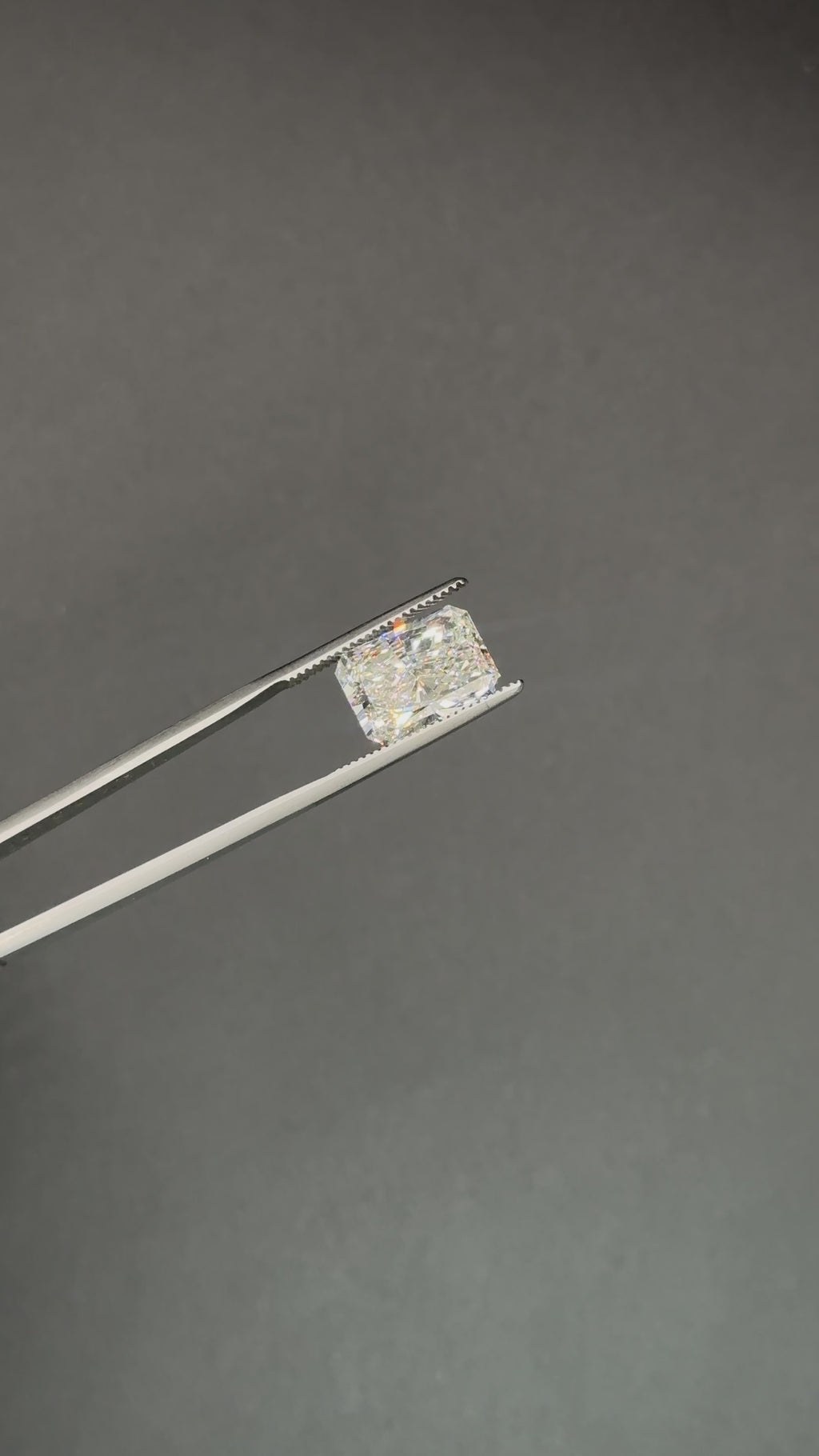 5.10 Ct Radiant Shape Diamond