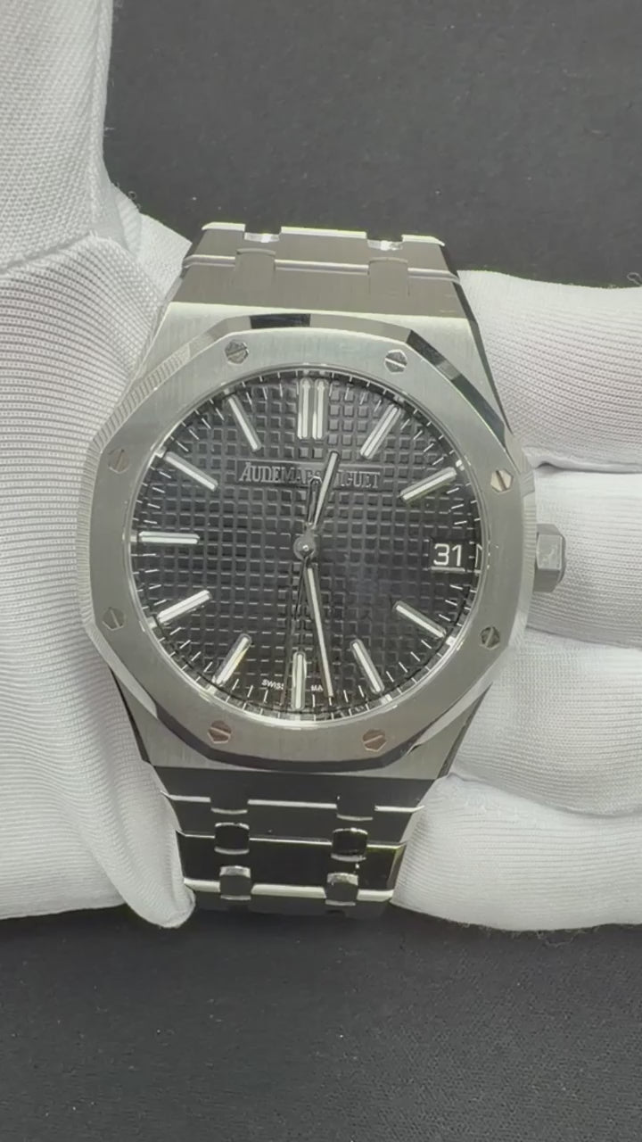 Audemars Piguet Royal Oak Selfwinding 41mm Stainless Steel Black Tapisserie Dial Ref. 15510ST