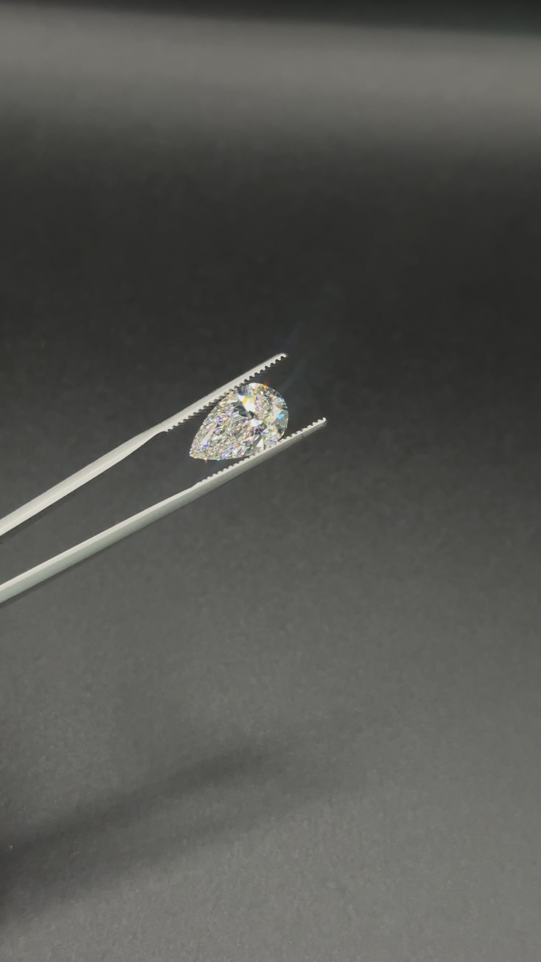 2.77 Ct Pear Shape Diamond