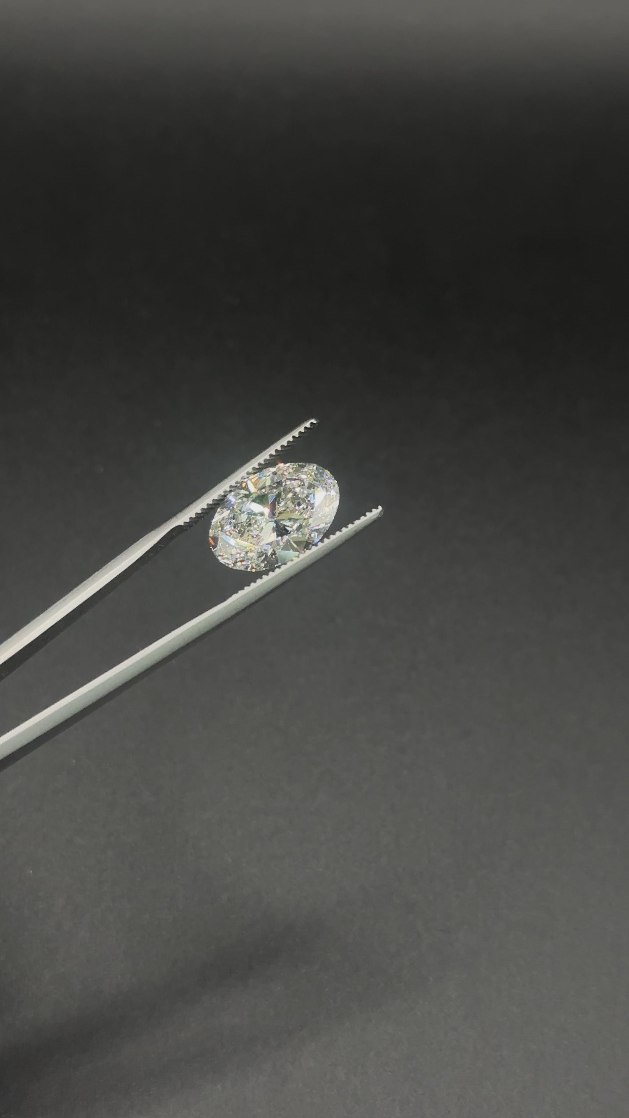 4.72 Ct Oval Shape Diamond